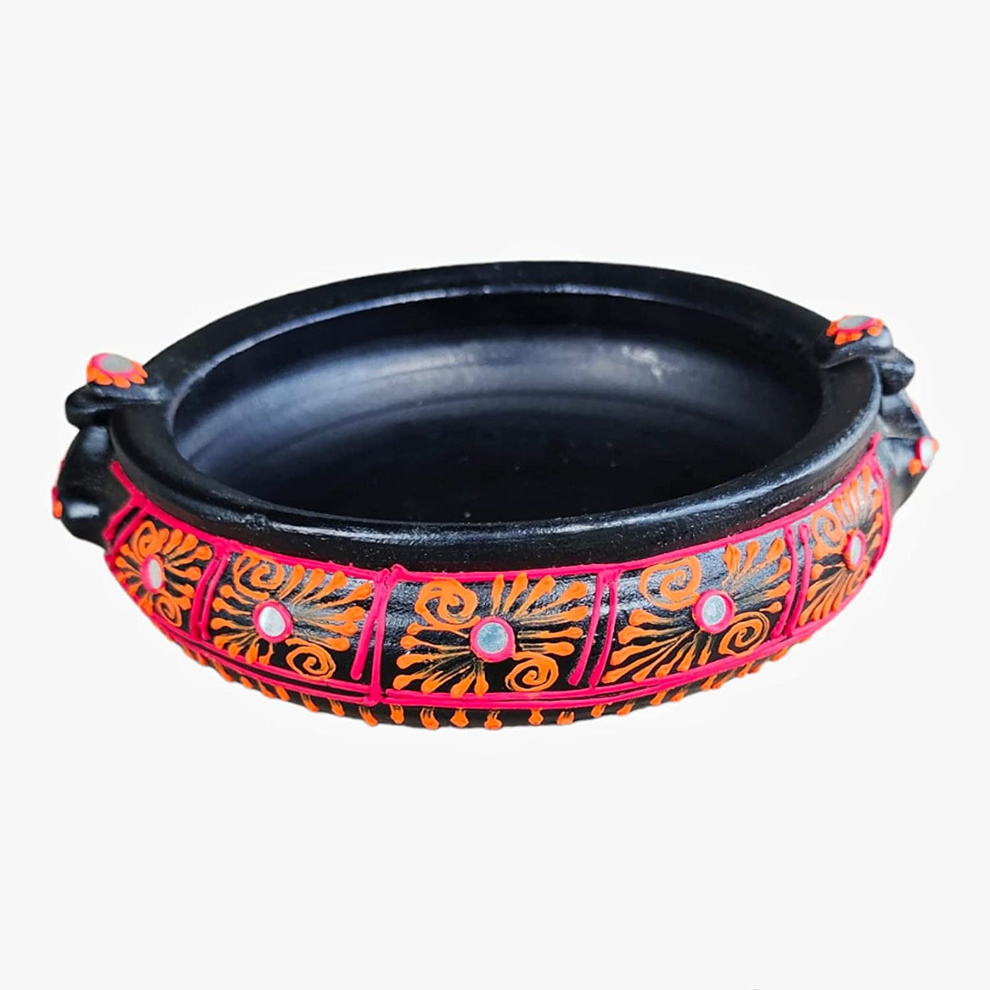 Buy Handmade Terracotta Decorative Flower Pot/Uruli/Urli with Stand (Medium) Online at Low Prices in India Buy Handmade Terracotta Decorative Flower Pot/Uruli/Urli with Stand (Medium) Online at Low Prices in India